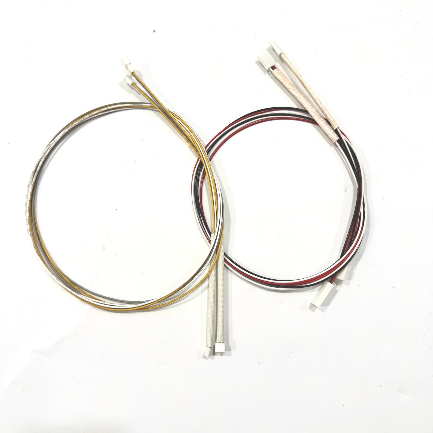 Extension cables for the light source and power supply of GLX067-70BG
