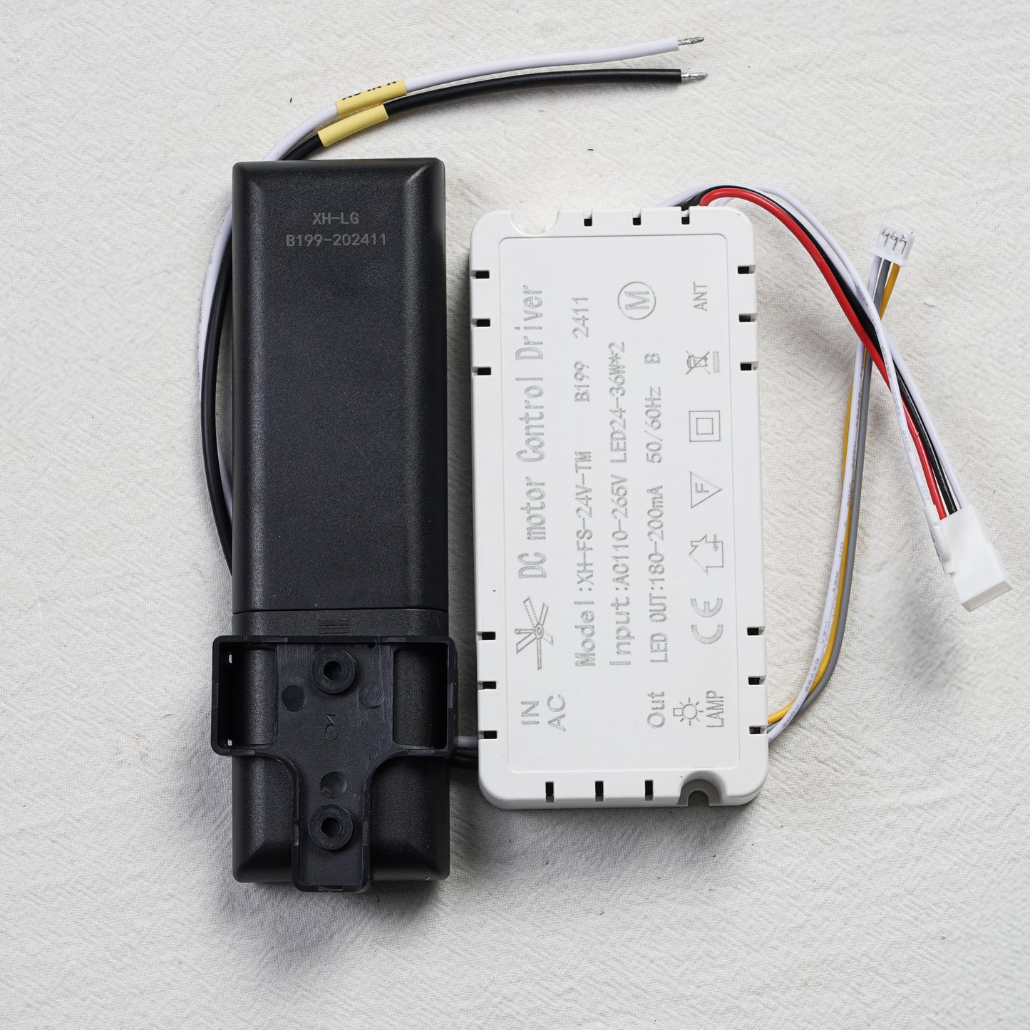 Universal Ceiling Fan with Light Remote Control Kit (B199-202411)
